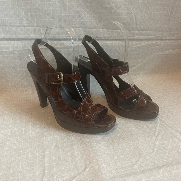Donald J. Pliner Shoes - Donald J. Pliner Isoka Brown Ostrich Strappy Heels 8